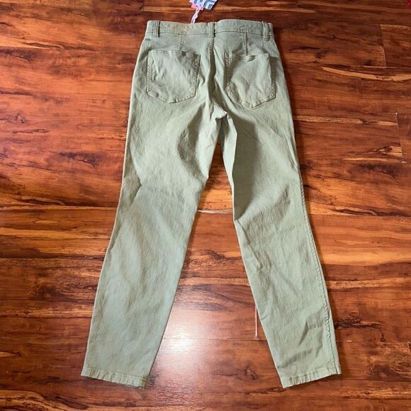 New market and spruce pants - Picture 2 of 3